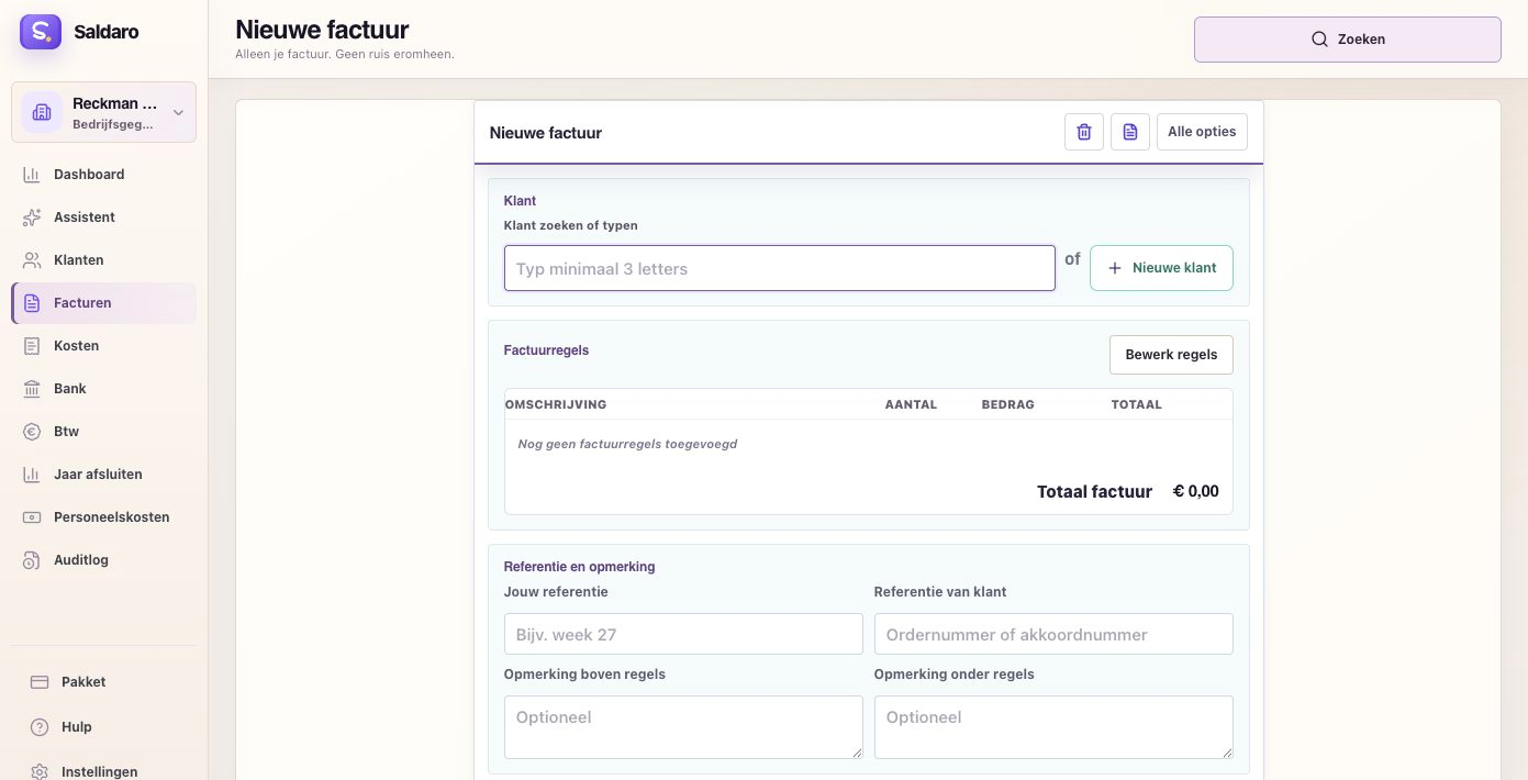Echte Saldaro-interface voor het maken van een factuur, met lege invoervelden